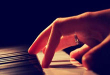 腾空的十八岁！全红婵纪录：女子单人10米台金牌大满贯.